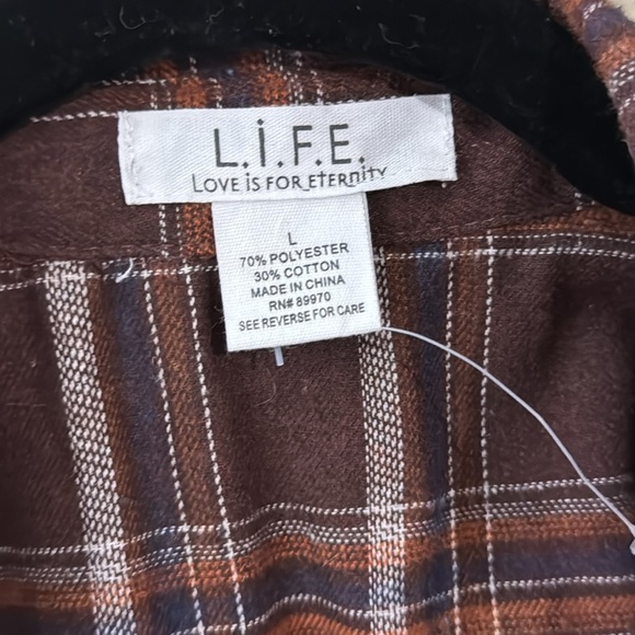 L.I.F.E. Lightweight oversized FALL🍁Flannel Button Down Women's Size Large NWT - Picture 5 of 9